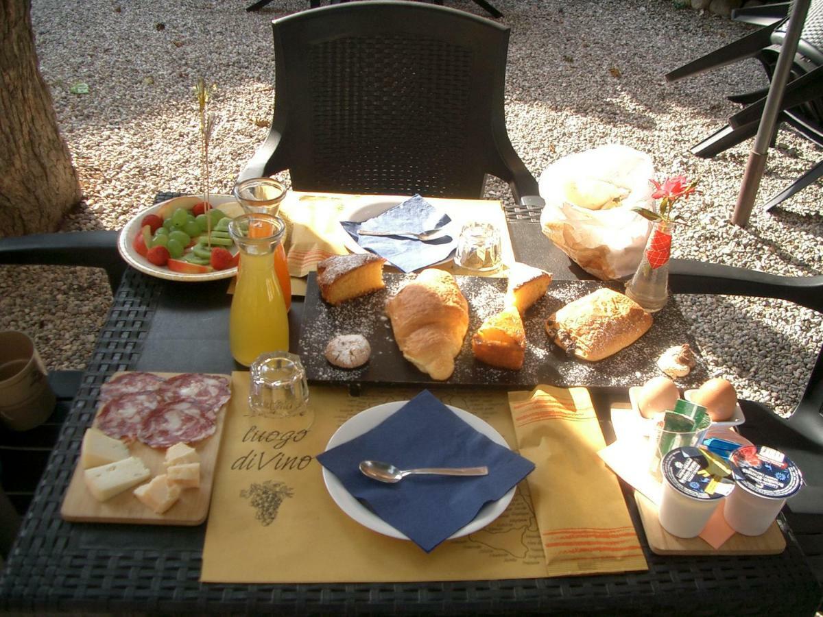 Appartement Antica Dimora Dell'Ortolano à Castellaro  Extérieur photo